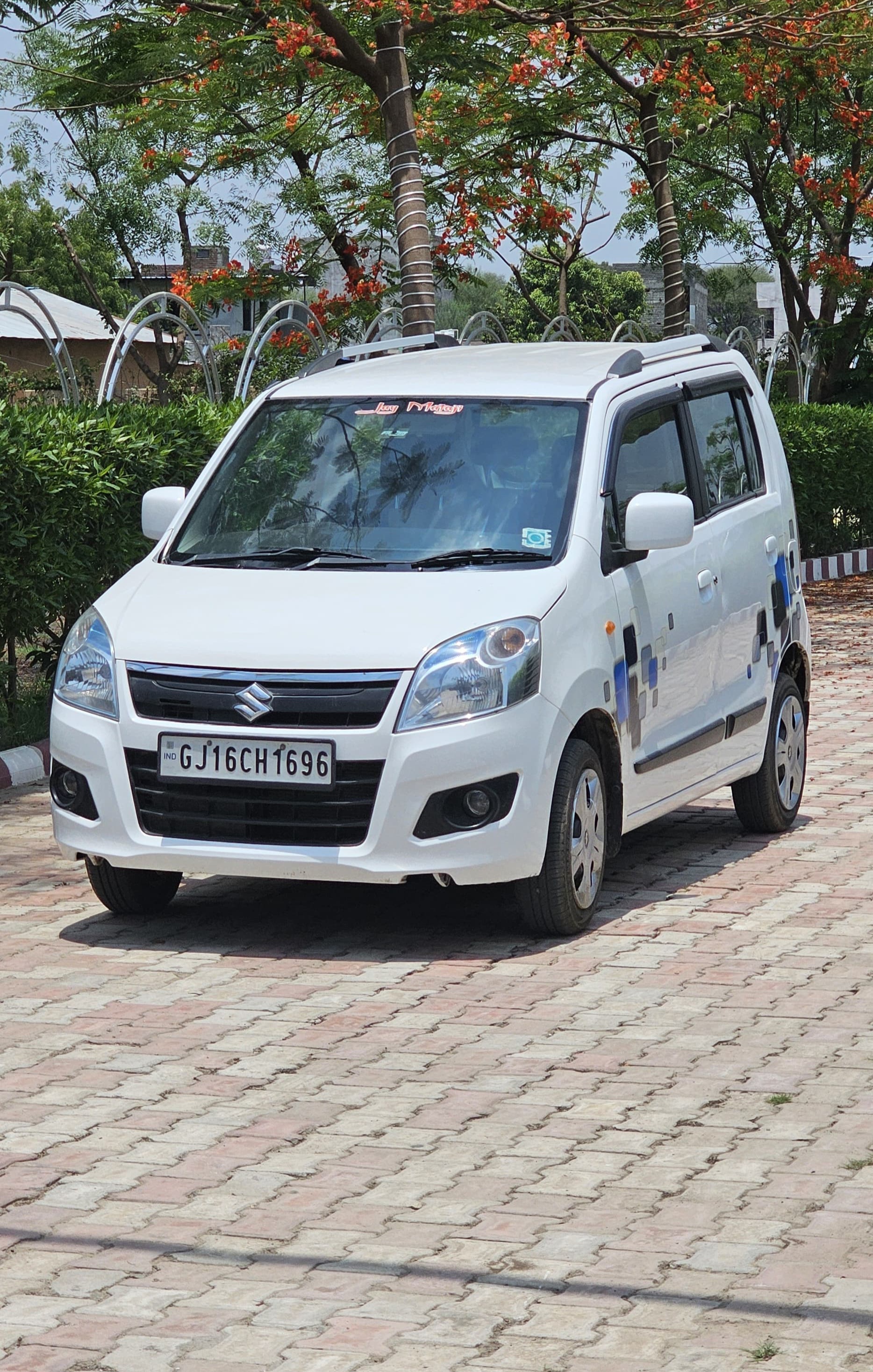 Car GJ16CH1696