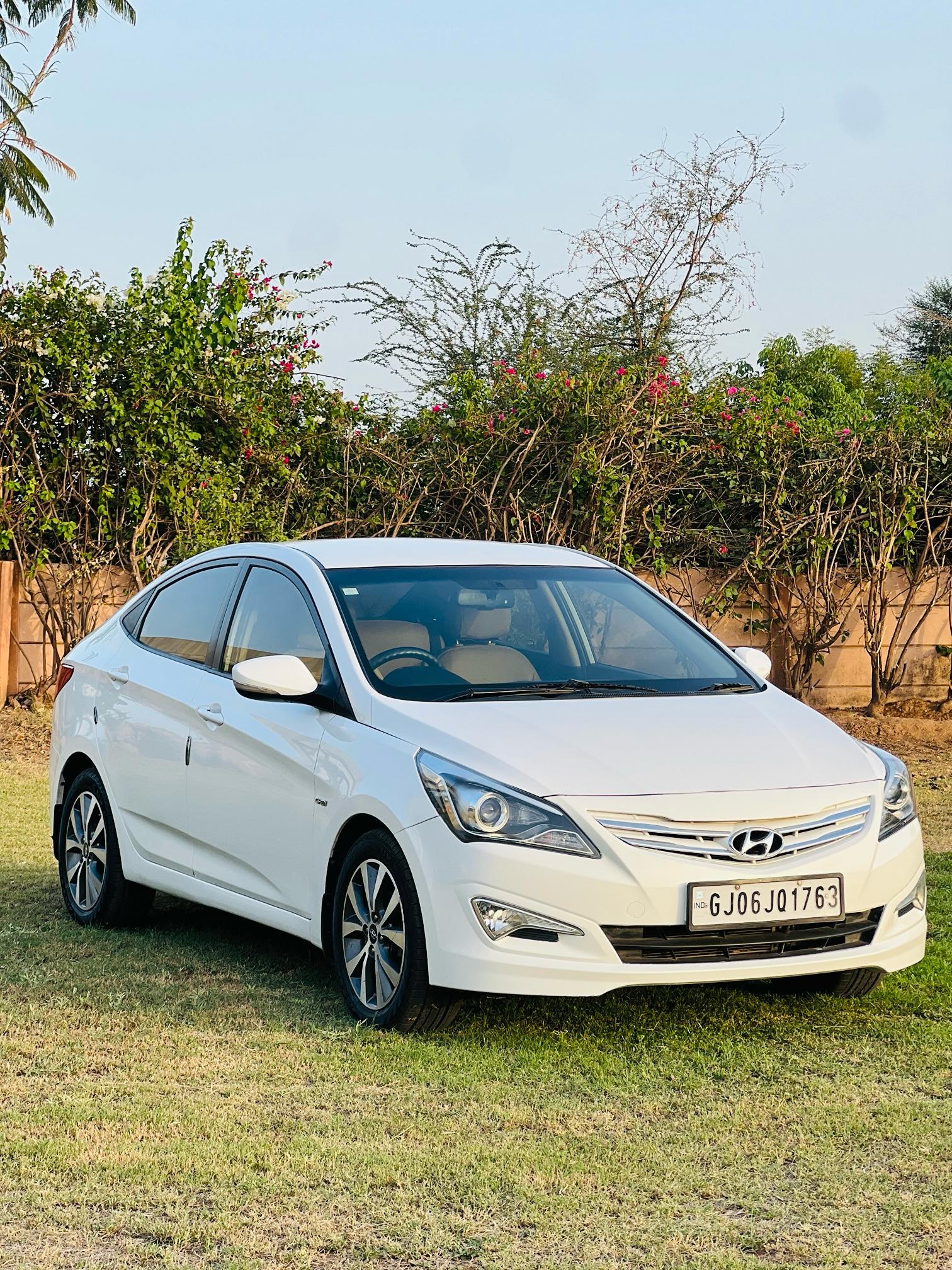 Car GJO6J01763