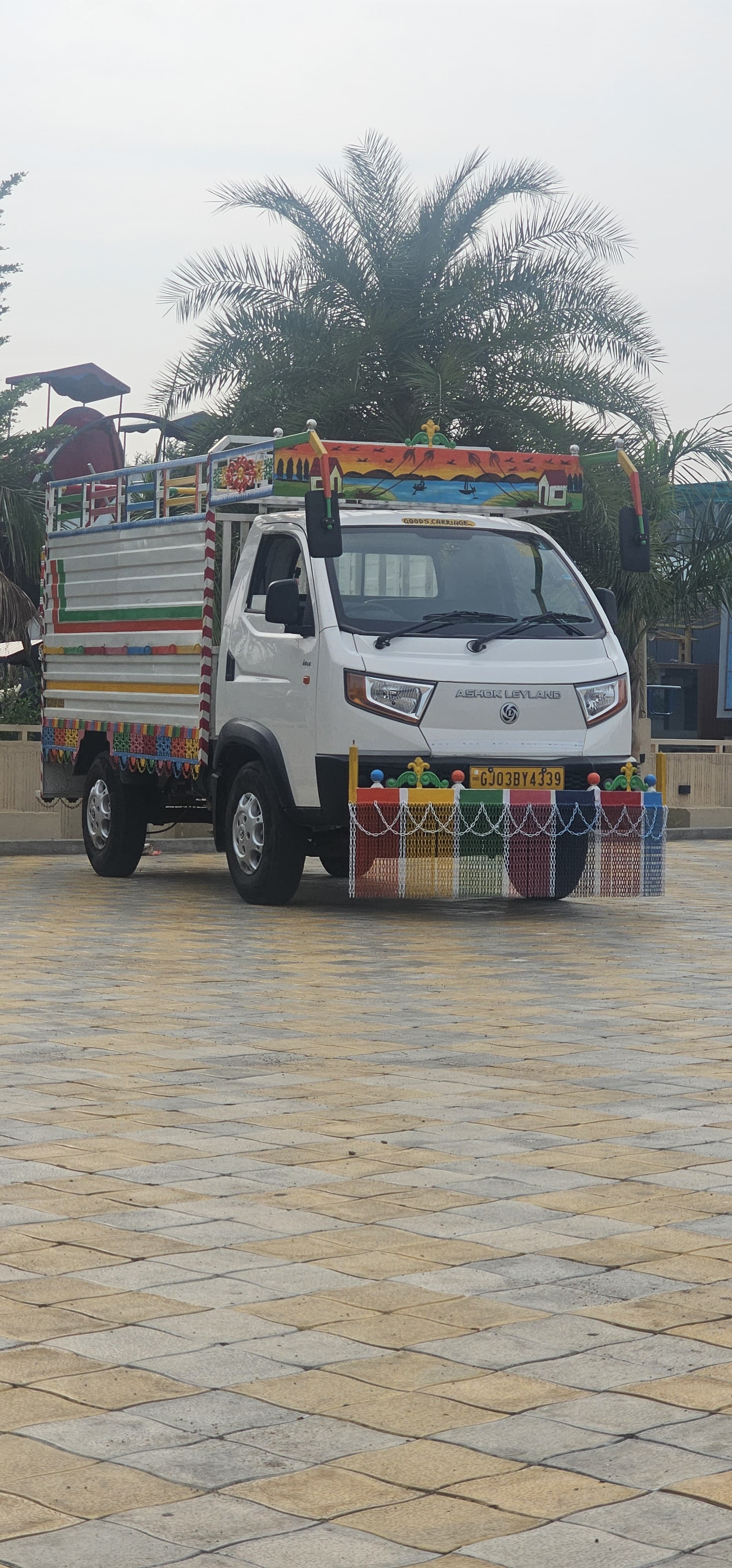 Ashok Leyland Bada Dost